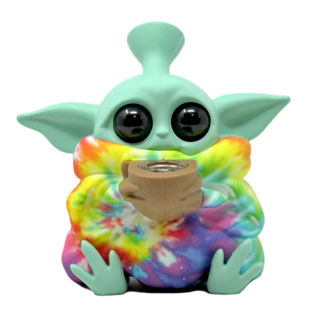 5" Baby Yoda Silicone Water Pipe - Image 3